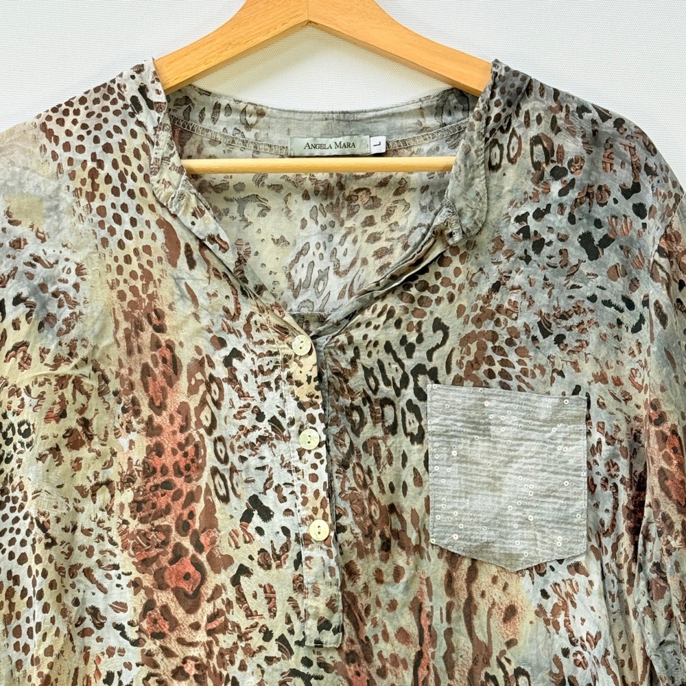 Angela Mara Large Top Blouse Animal Sequin Pocket Long Sleeve Artsy Avant Garde - Picture 2 of 7